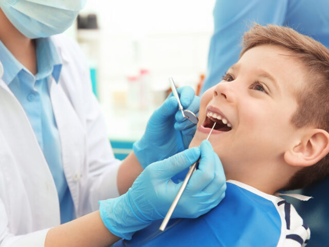 La prima visita odontoiatrica nei bambini